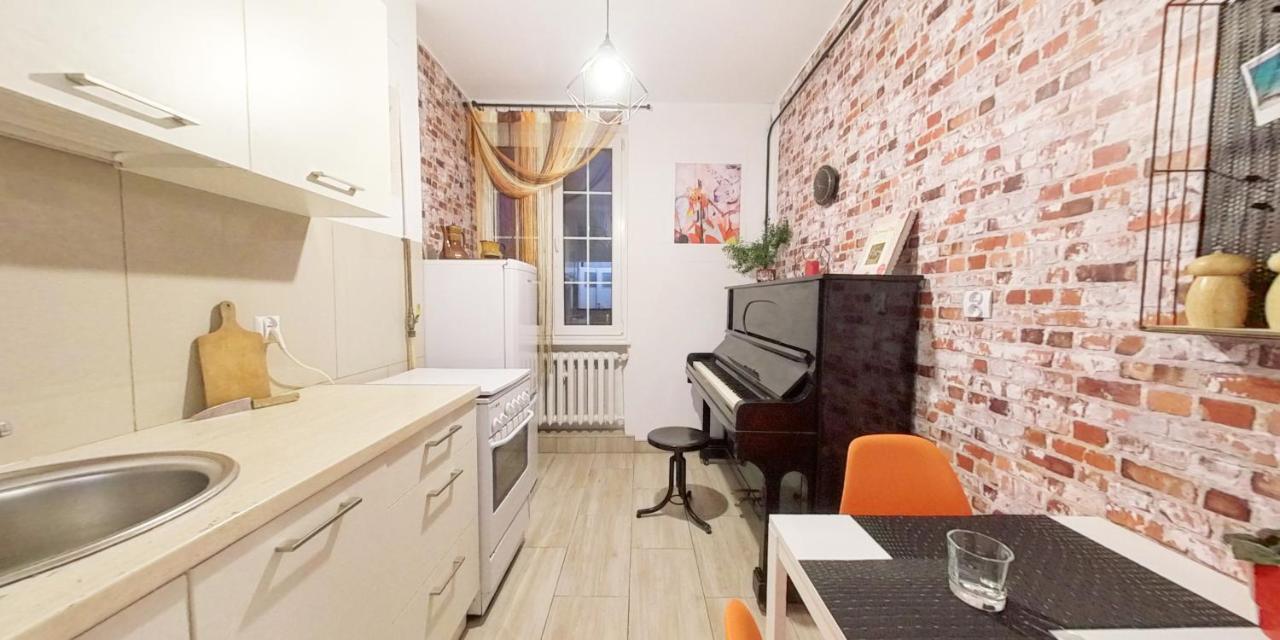 Old Town Comfort Hotel Гданск Екстериор снимка